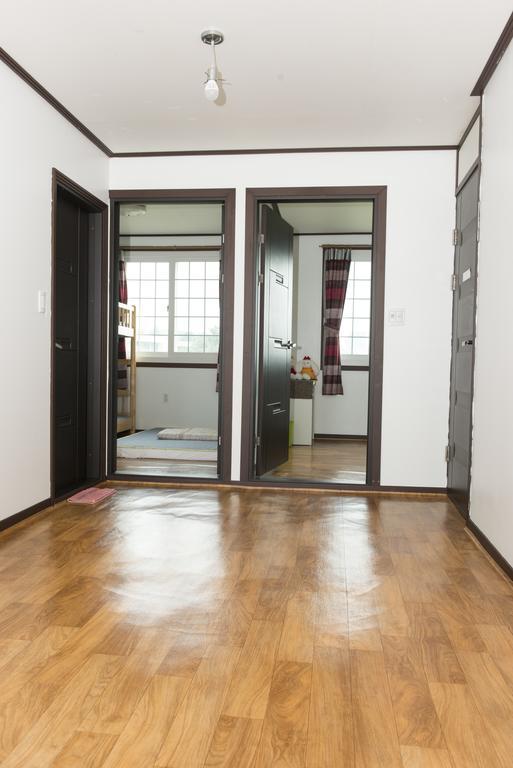 Healing House Villa Seogwipo Exterior photo